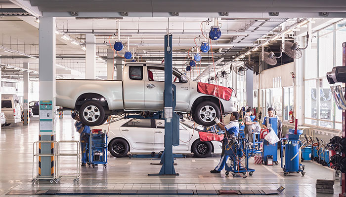 Local Collision Center in Louisiana